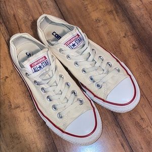 LOW TOP CONVERSE SIZE 6.5